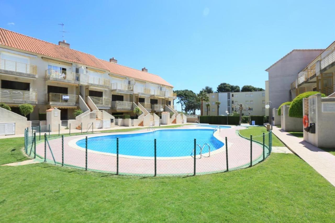Apartamento 3 Carabelas カンブリルス エクステリア 写真