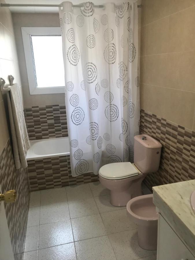 Apartamento 3 Carabelas カンブリルス エクステリア 写真